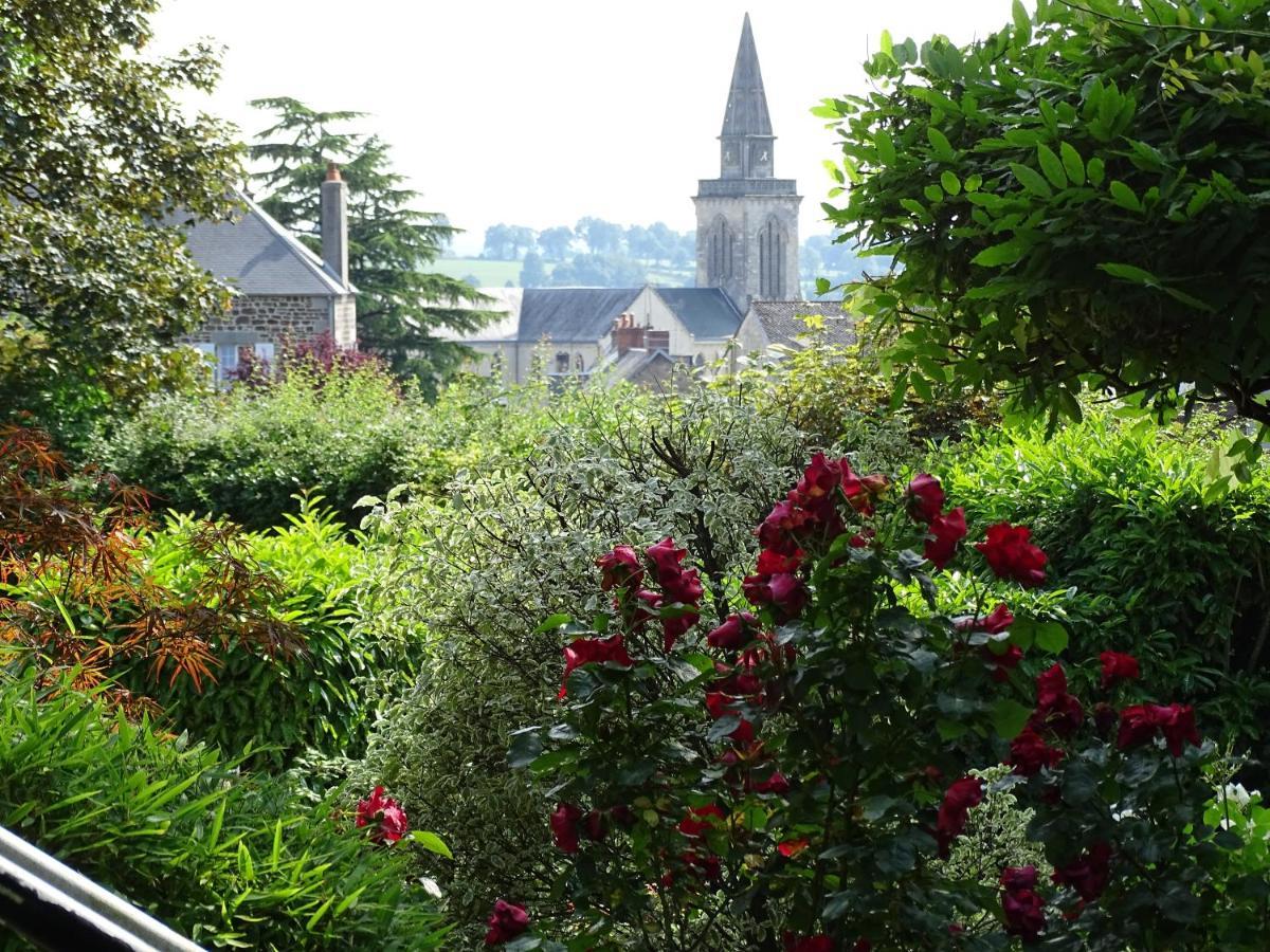 Manoir Saint Martin Bed & Breakfast Percy  ภายนอก รูปภาพ